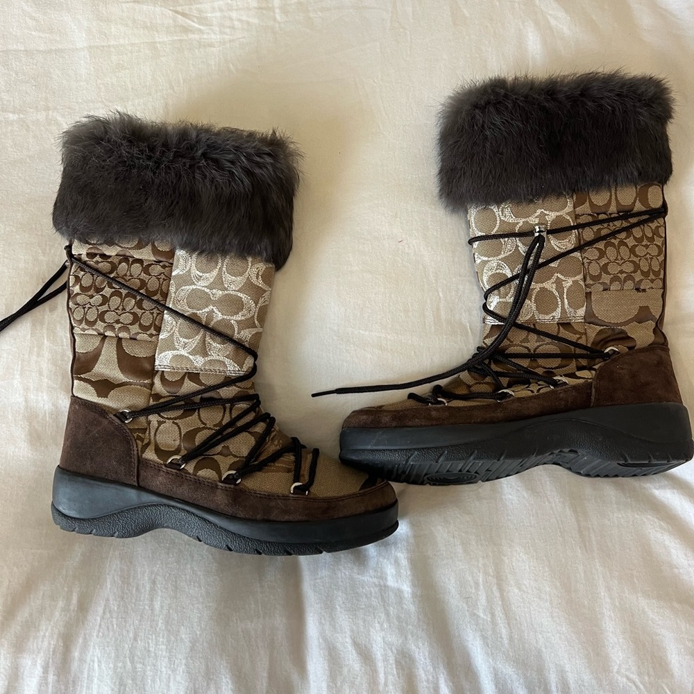 EARLY 2000s STYLE VINTAGE WINTER BOOTS
